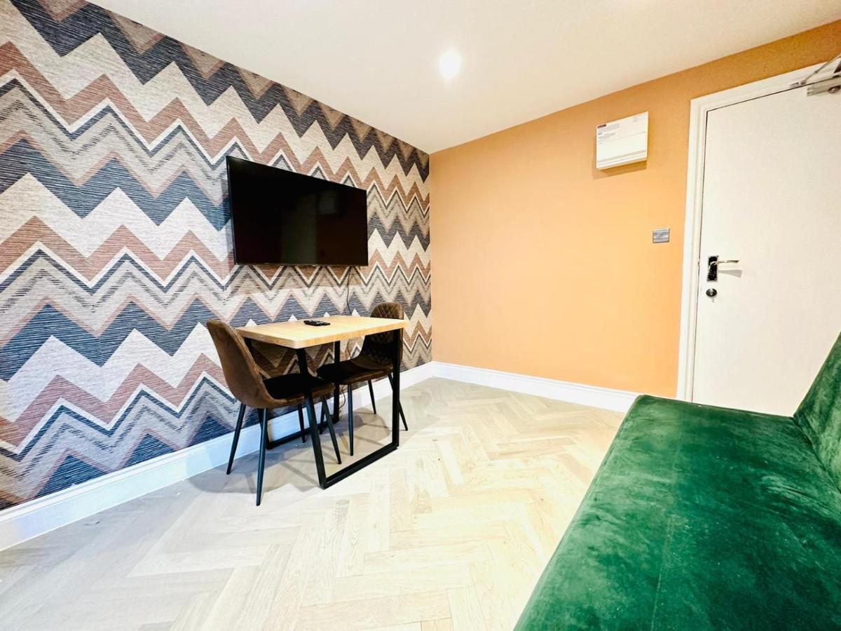 Flash Sale Train Station 1 Bedroom Flat Bn137che03 * Hove
